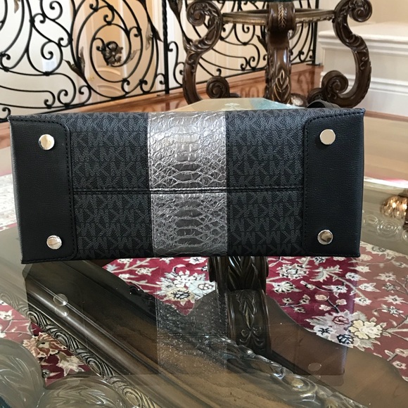 NWT Michael Kors Mercer Kors Studio handbag&wallet - Picture 6 of 8